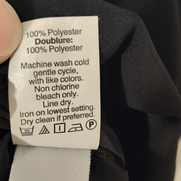 Madewell Little Black V Neck Sleeveless Midi Dress, Size 6, knee length - Picture 8 of 8